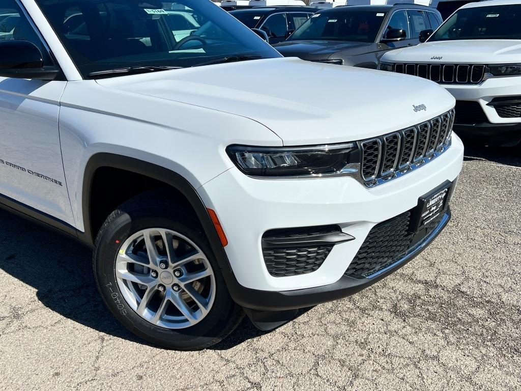 new 2025 Jeep Grand Cherokee car, priced at $44,370
