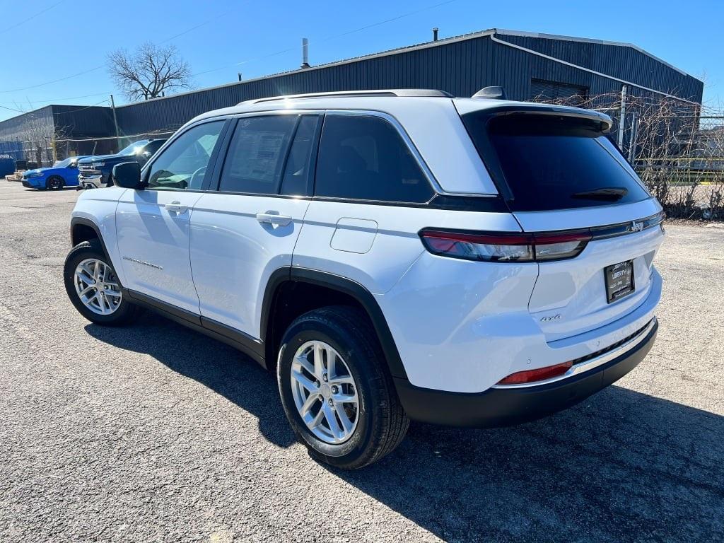 new 2025 Jeep Grand Cherokee car, priced at $44,370