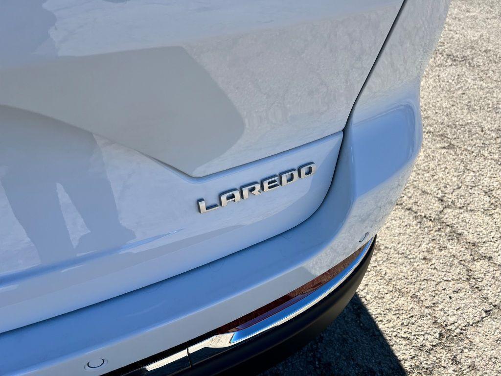 new 2025 Jeep Grand Cherokee car, priced at $44,370
