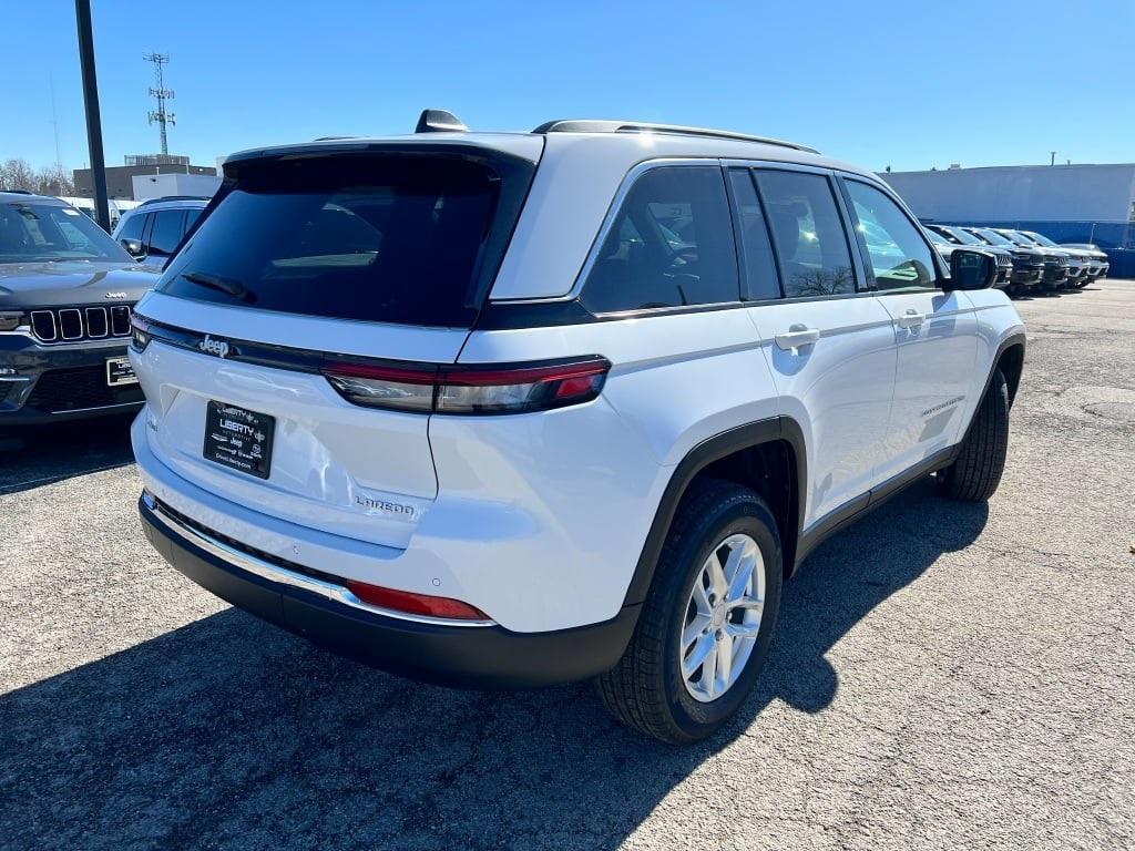 new 2025 Jeep Grand Cherokee car, priced at $44,370