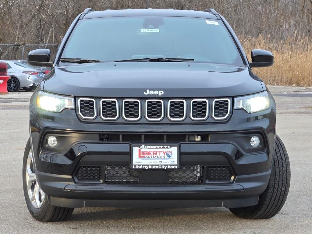 new 2025 Jeep Compass car, priced at $33,035