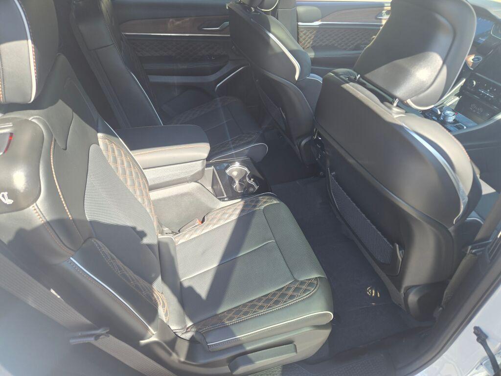 new 2025 Jeep Grand Cherokee L car, priced at $65,080