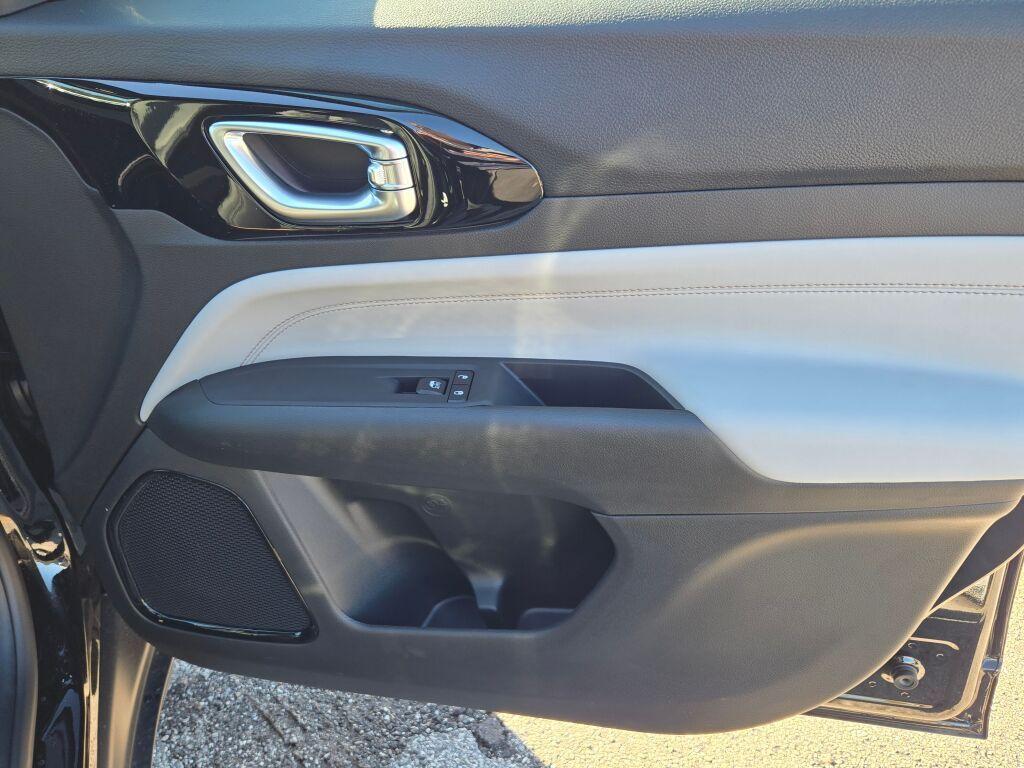 new 2026 Jeep Compass car, priced at $31,350