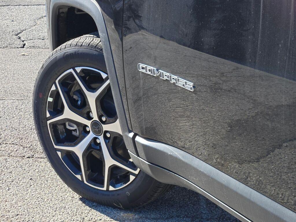 new 2026 Jeep Compass car, priced at $31,350