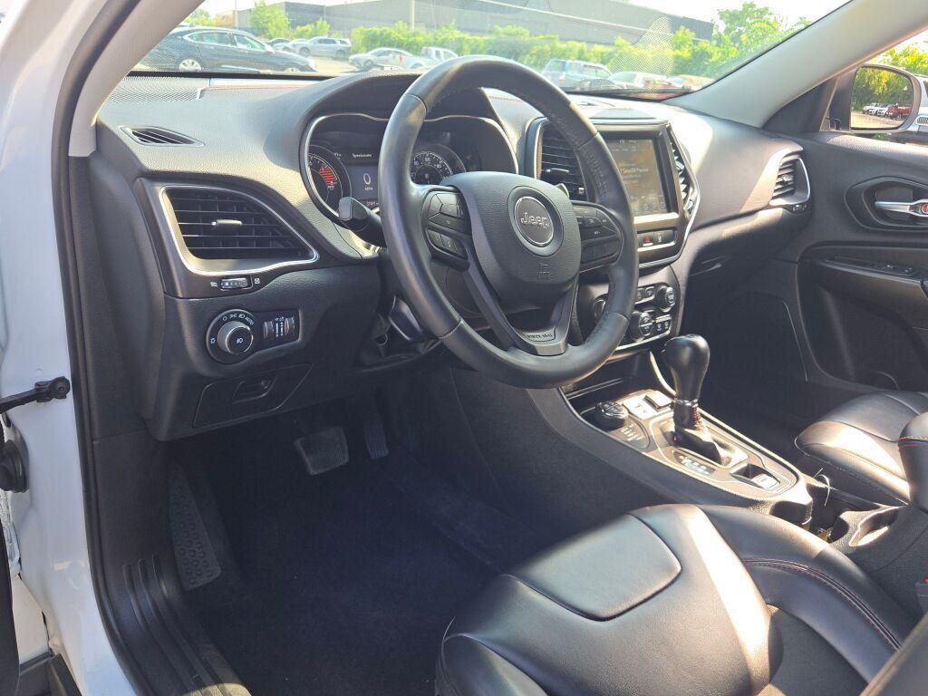 used 2022 Jeep Cherokee car, priced at $25,218
