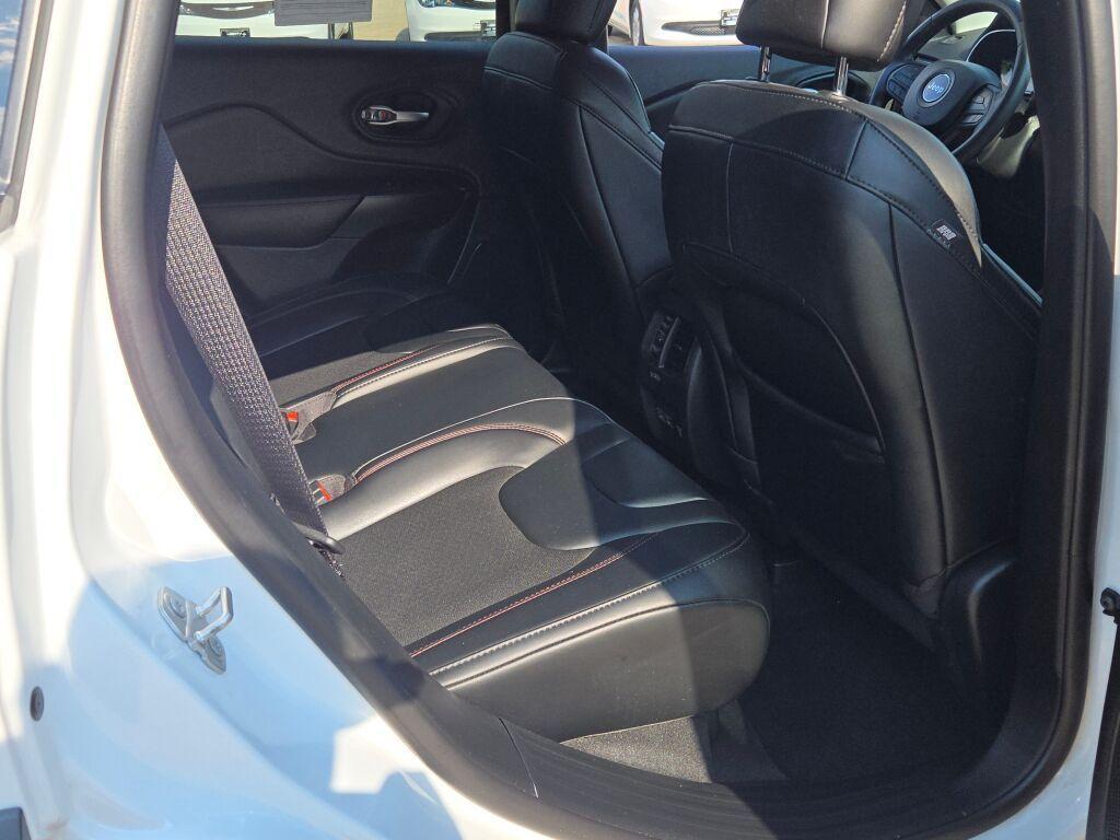 used 2022 Jeep Cherokee car, priced at $23,725