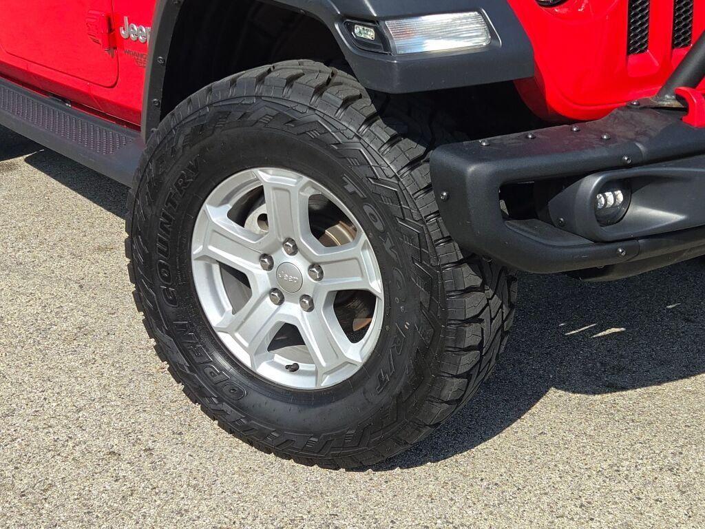 used 2018 Jeep Wrangler Unlimited car, priced at $16,953