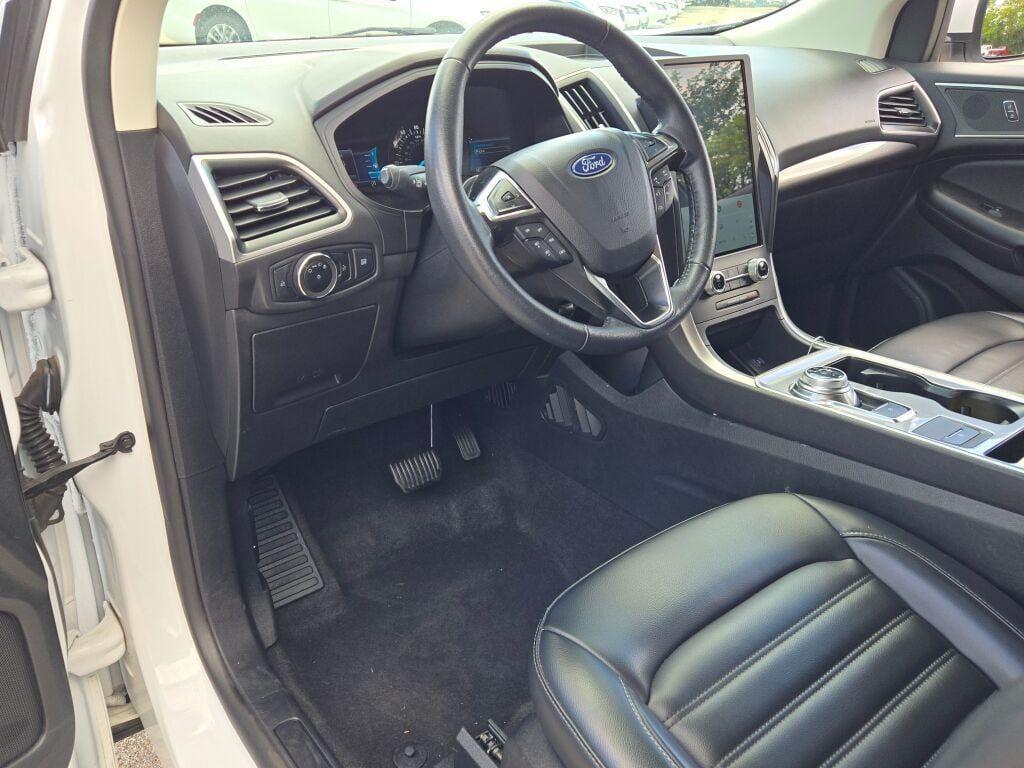 used 2024 Ford Edge car, priced at $23,816