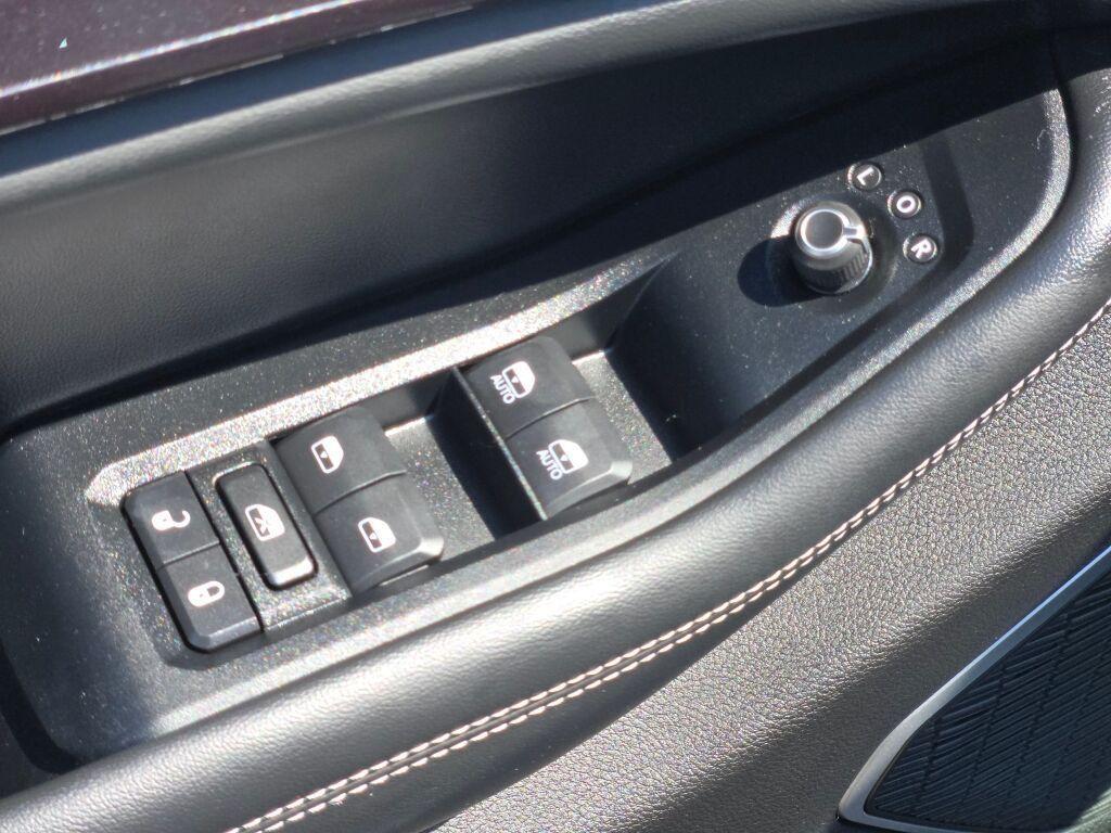 used 2022 Jeep Grand Cherokee car, priced at $32,909