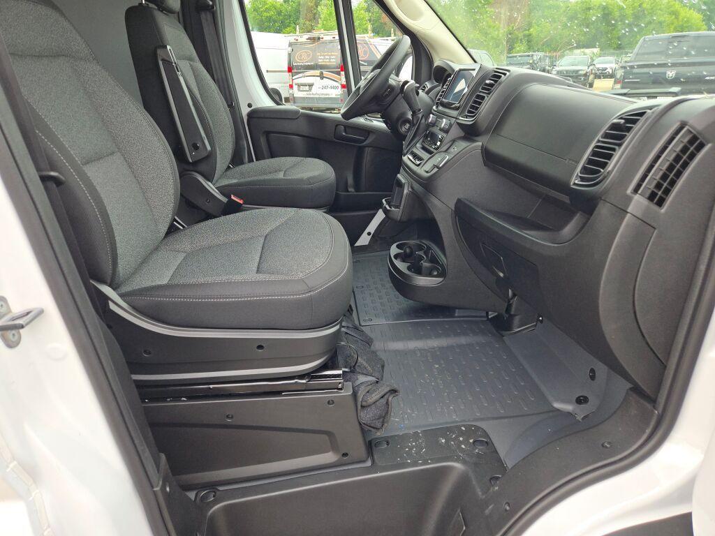 new 2025 Ram ProMaster 2500 car, priced at $47,399