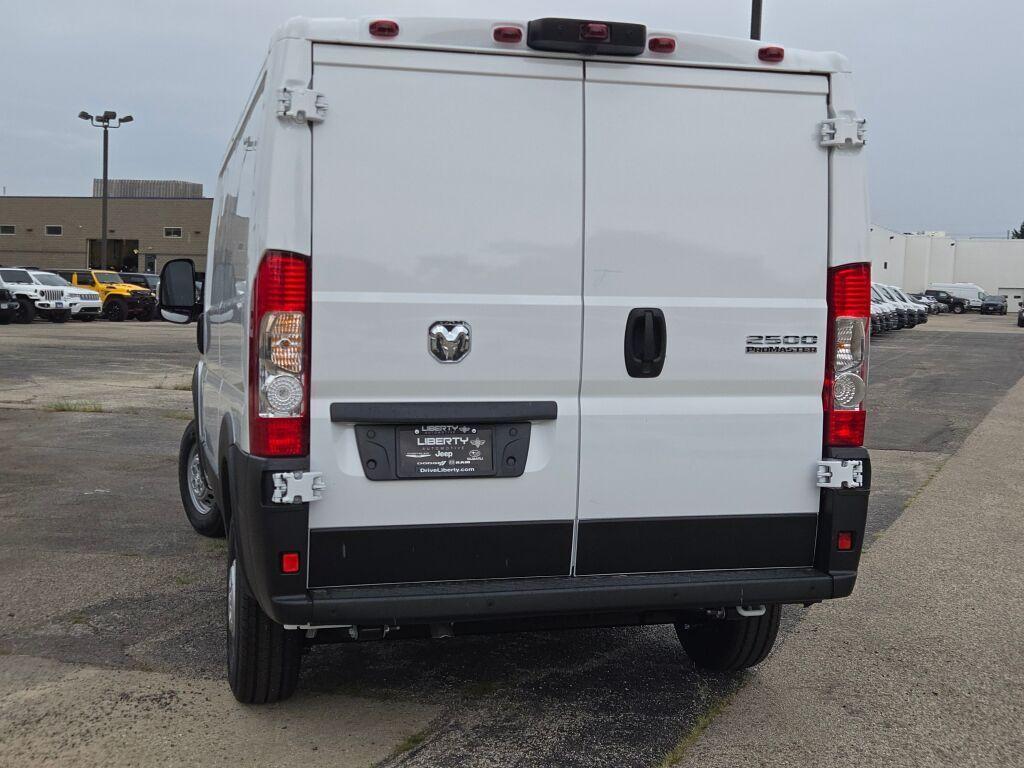new 2025 Ram ProMaster 2500 car, priced at $47,399