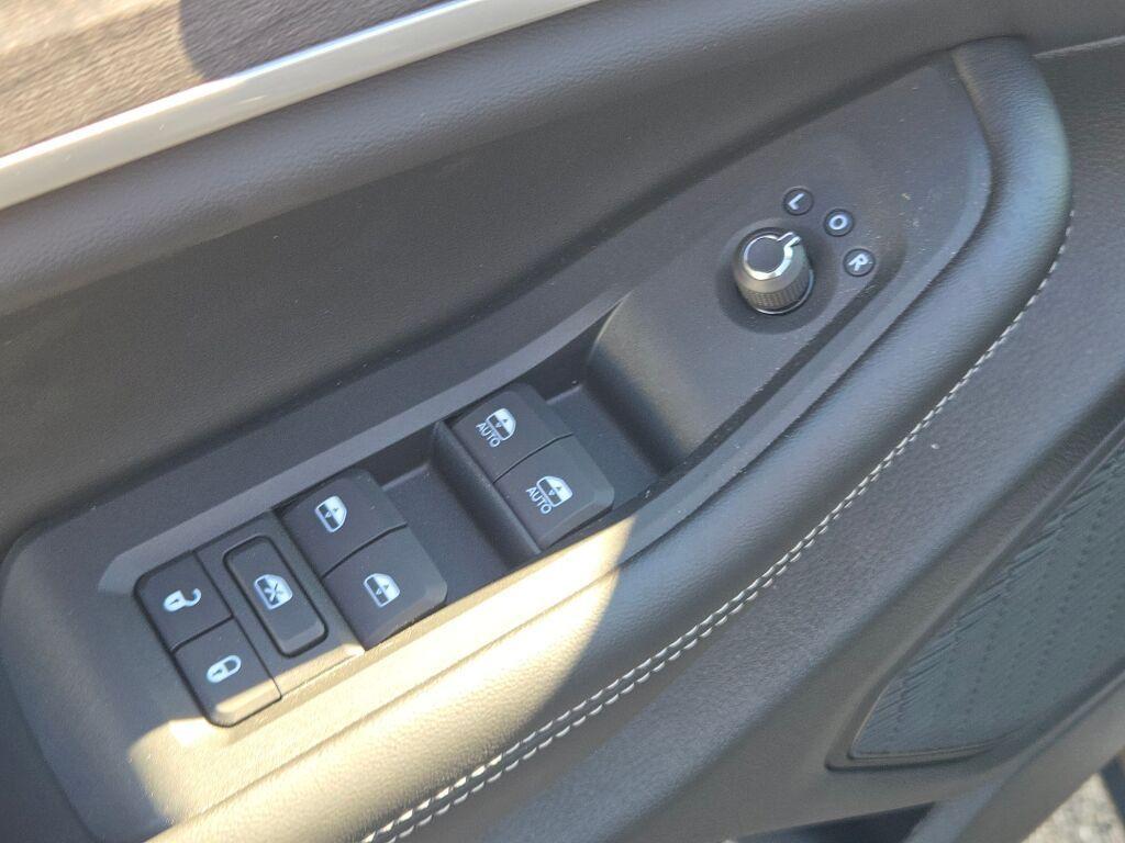 new 2025 Jeep Grand Cherokee L car, priced at $57,760