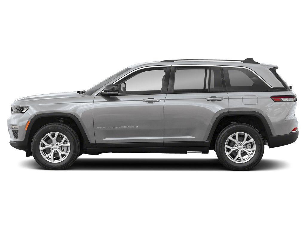 new 2025 Jeep Grand Cherokee car, priced at $50,678
