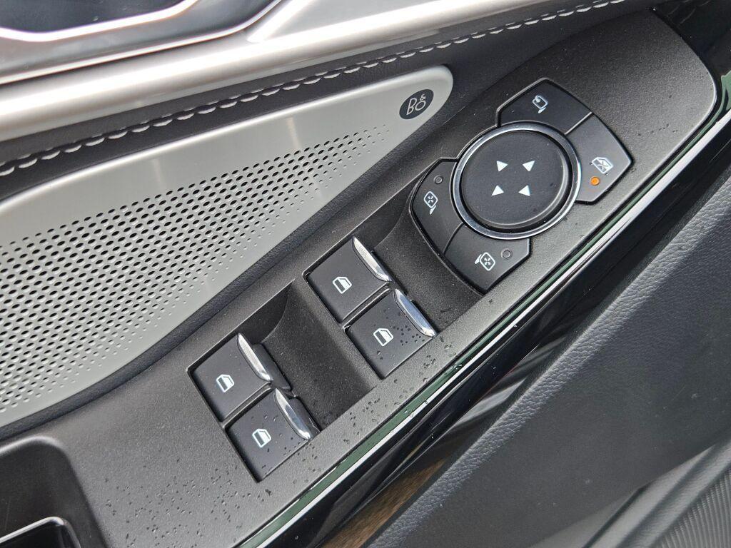 used 2022 Ford Explorer car, priced at $40,891