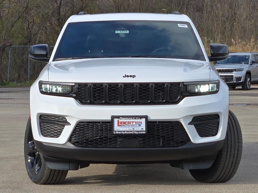 new 2025 Jeep Grand Cherokee car, priced at $48,575