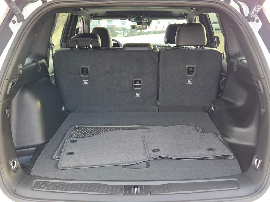 new 2025 Jeep Grand Cherokee car, priced at $48,575