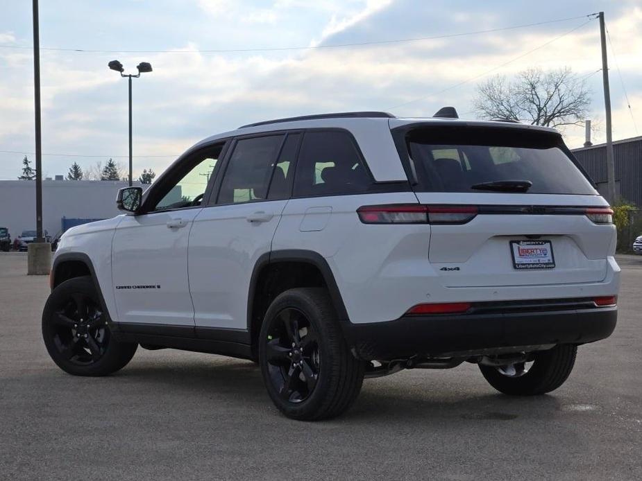 new 2025 Jeep Grand Cherokee car, priced at $43,375