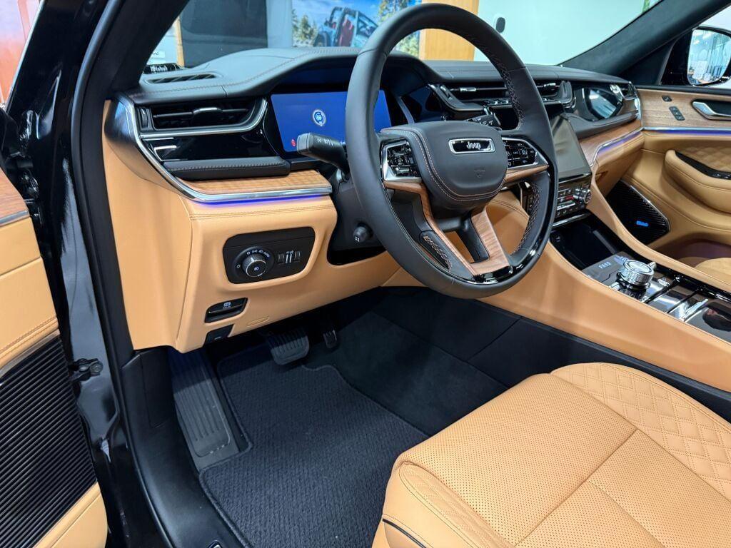 new 2025 Jeep Grand Cherokee L car, priced at $66,341