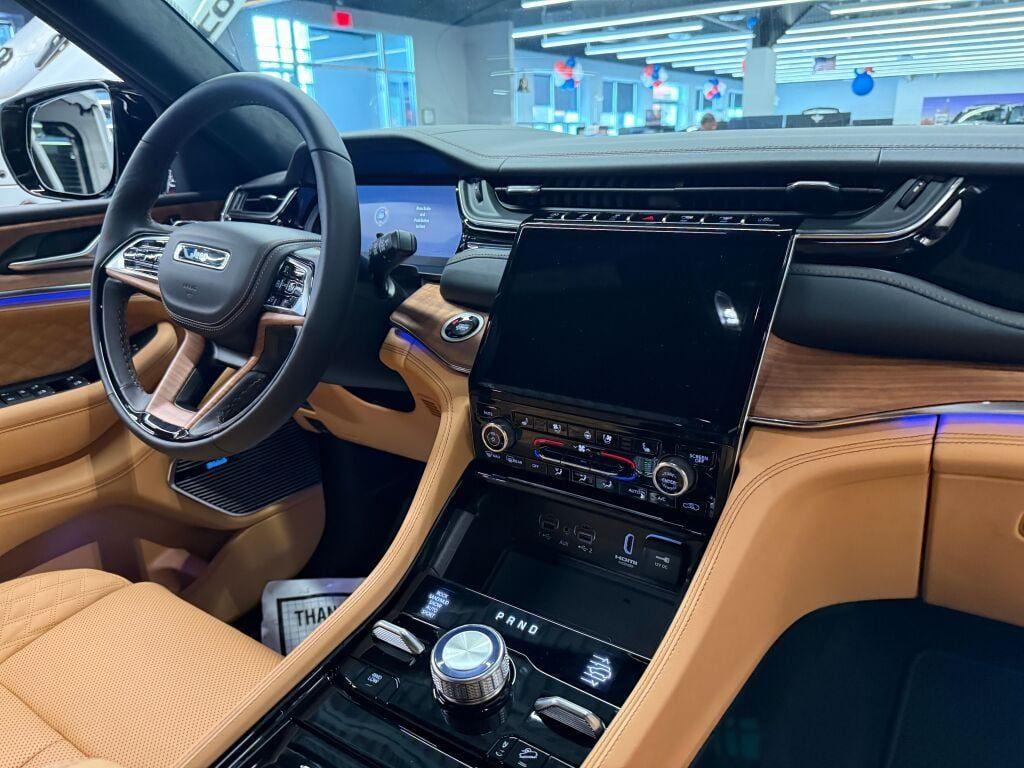 new 2025 Jeep Grand Cherokee L car, priced at $66,341