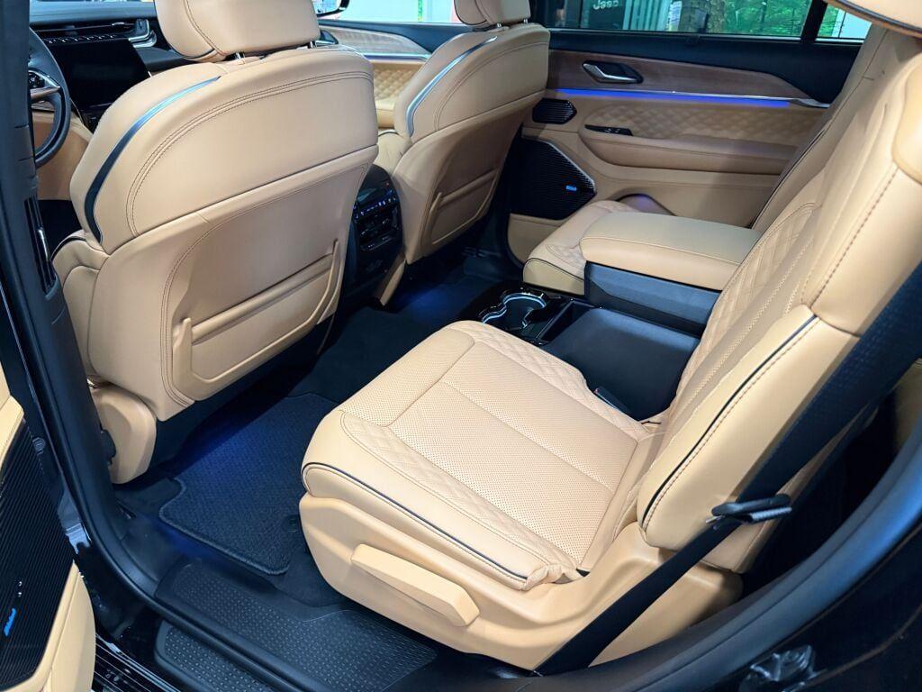 new 2025 Jeep Grand Cherokee L car, priced at $66,341