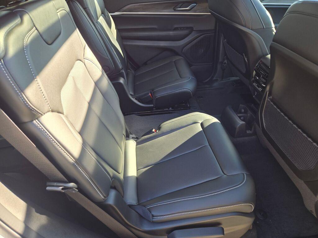 new 2025 Jeep Grand Cherokee L car, priced at $51,495