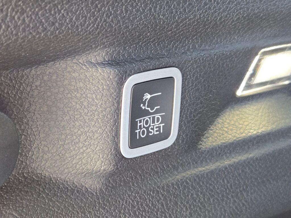 new 2025 Jeep Grand Cherokee L car, priced at $51,495