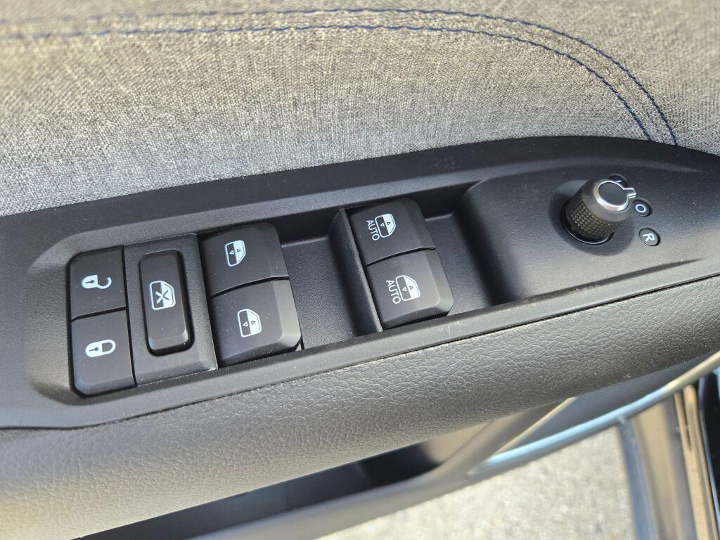new 2025 Jeep Compass car, priced at $30,705
