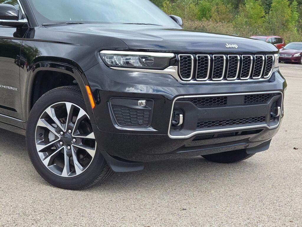 new 2025 Jeep Grand Cherokee car, priced at $57,546