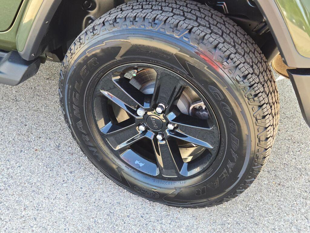 used 2021 Jeep Wrangler Unlimited car, priced at $28,930