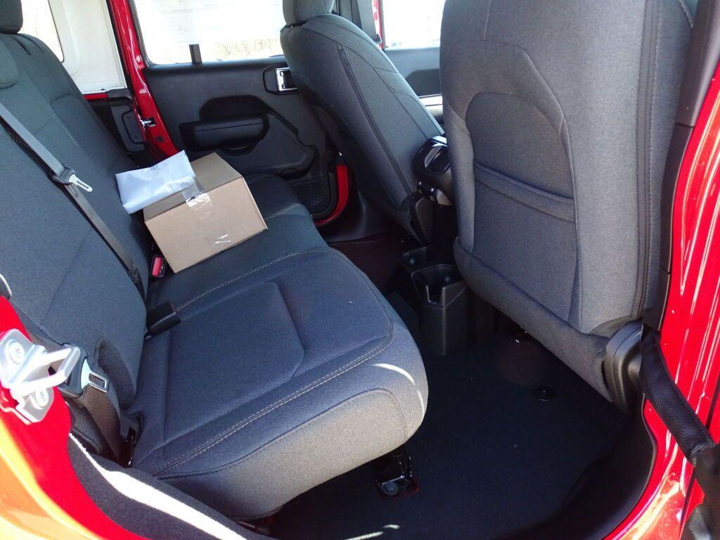 new 2025 Jeep Wrangler car, priced at $55,260