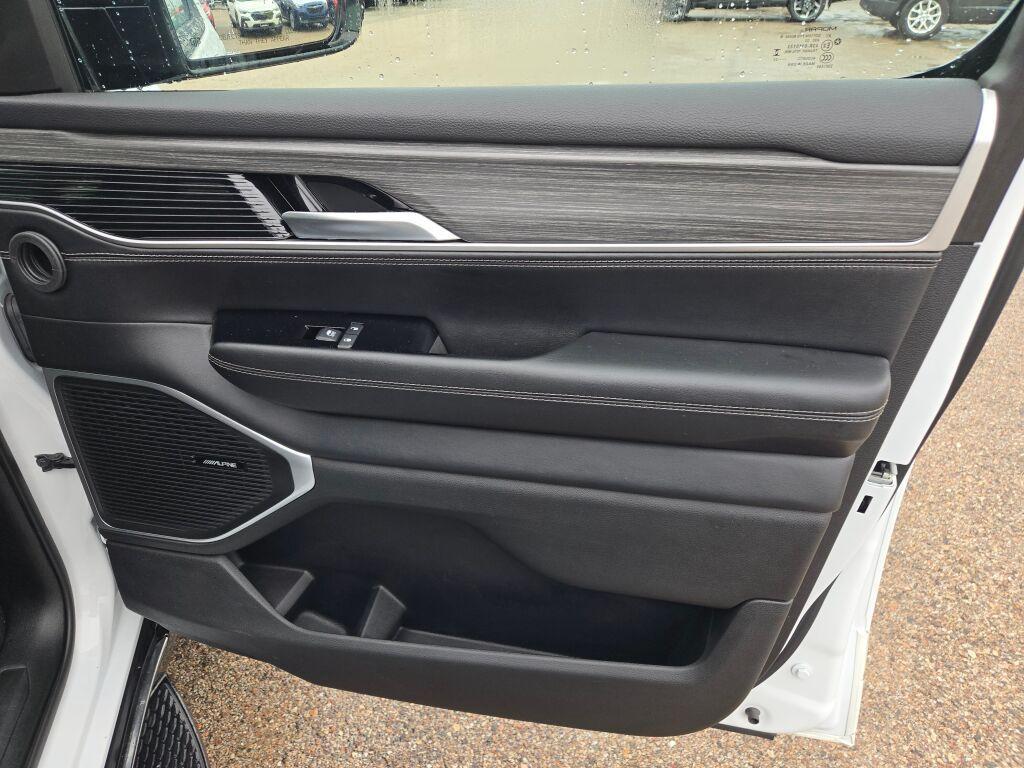 used 2023 Jeep Wagoneer car, priced at $50,653