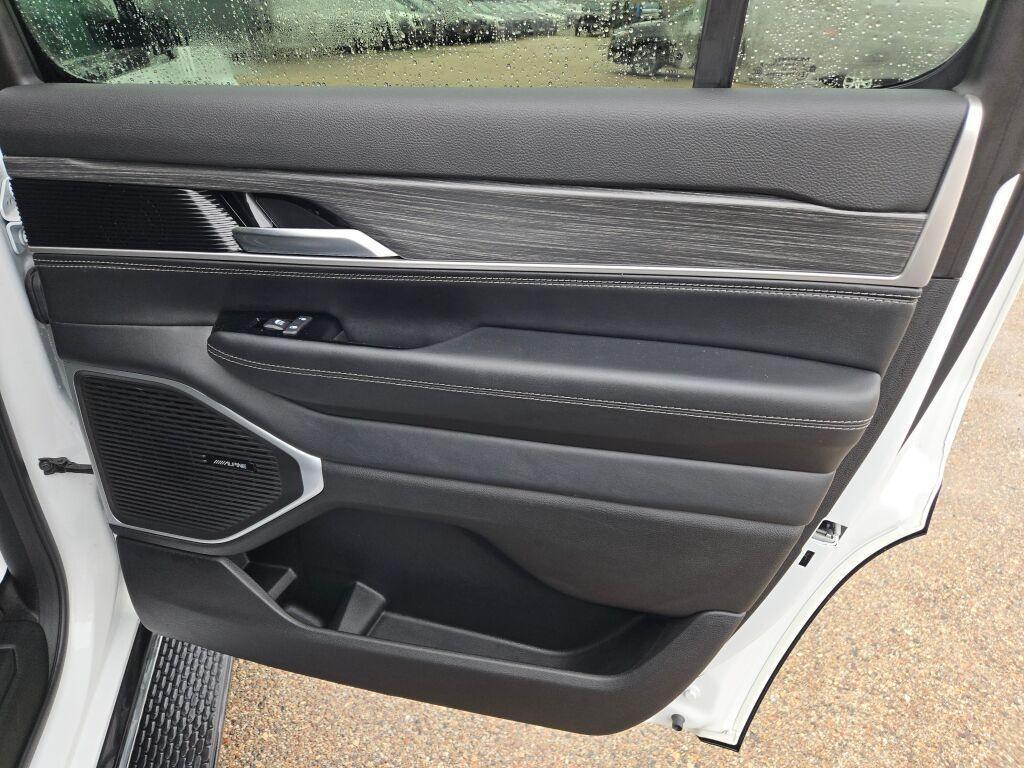 used 2023 Jeep Wagoneer car, priced at $50,653