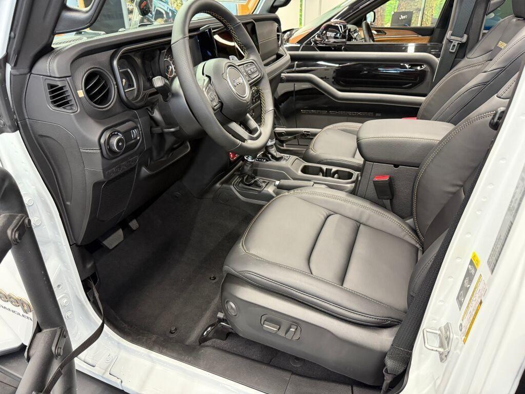 new 2025 Jeep Wrangler car, priced at $100,982