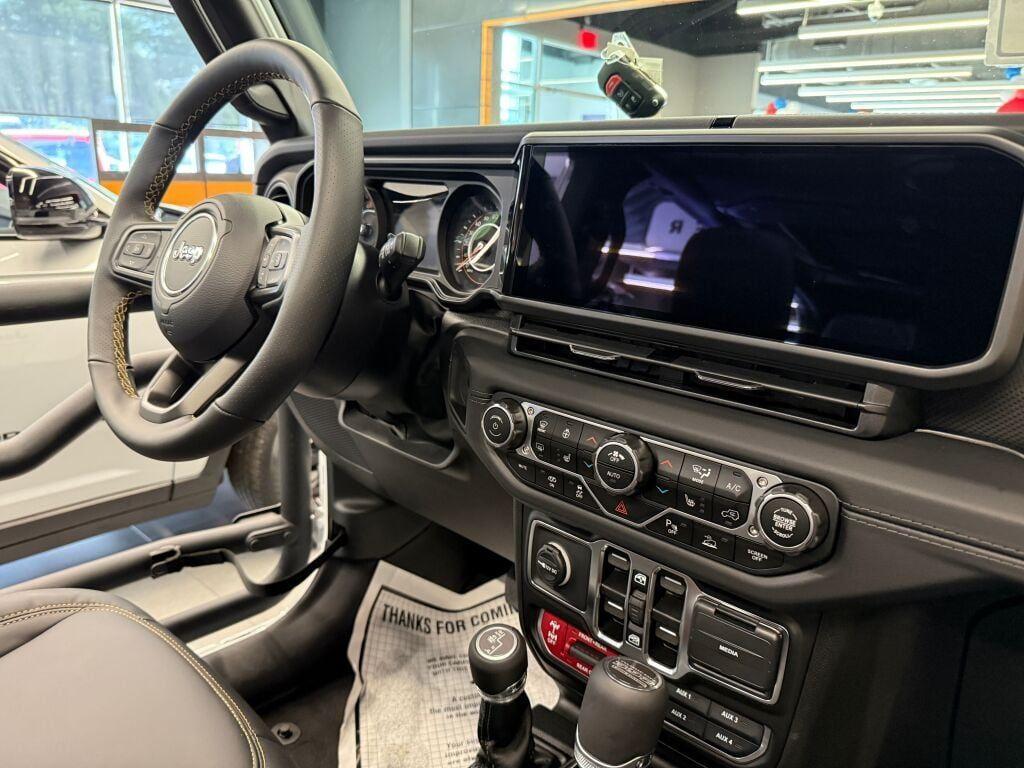 new 2025 Jeep Wrangler car, priced at $100,982