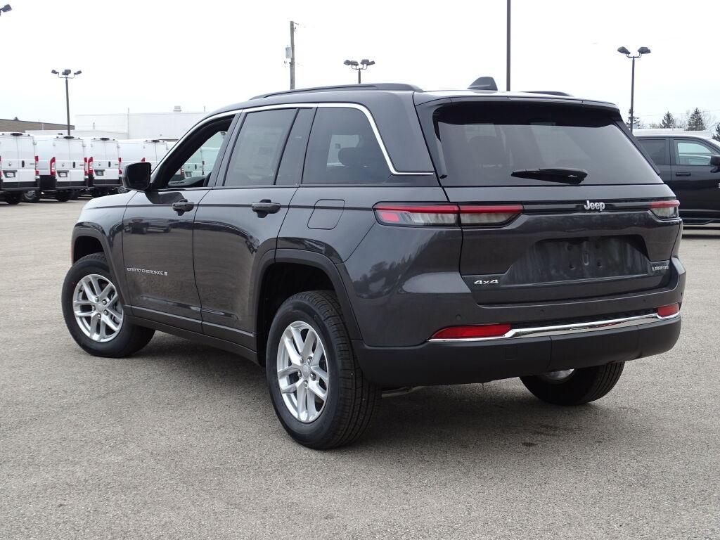 new 2025 Jeep Grand Cherokee car, priced at $43,970