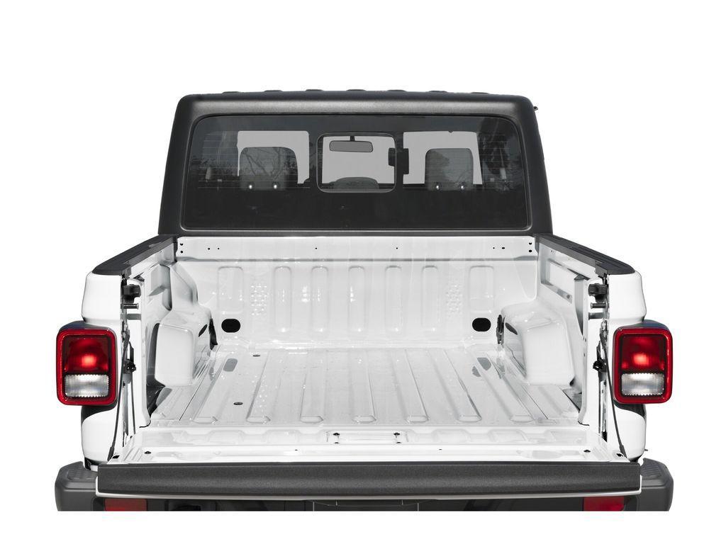 new 2025 Jeep Gladiator car, priced at $45,200