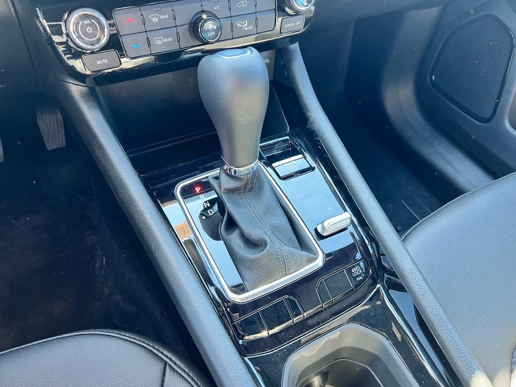 new 2025 Jeep Compass car, priced at $32,355