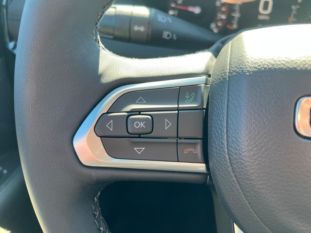 new 2025 Jeep Compass car, priced at $32,355