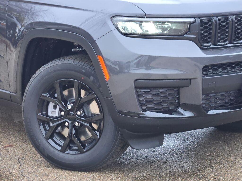 new 2025 Jeep Grand Cherokee L car, priced at $43,750