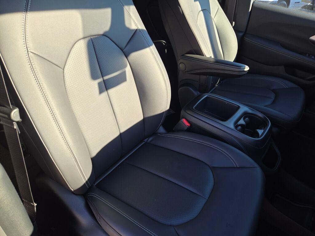 new 2026 Chrysler Pacifica car, priced at $46,155