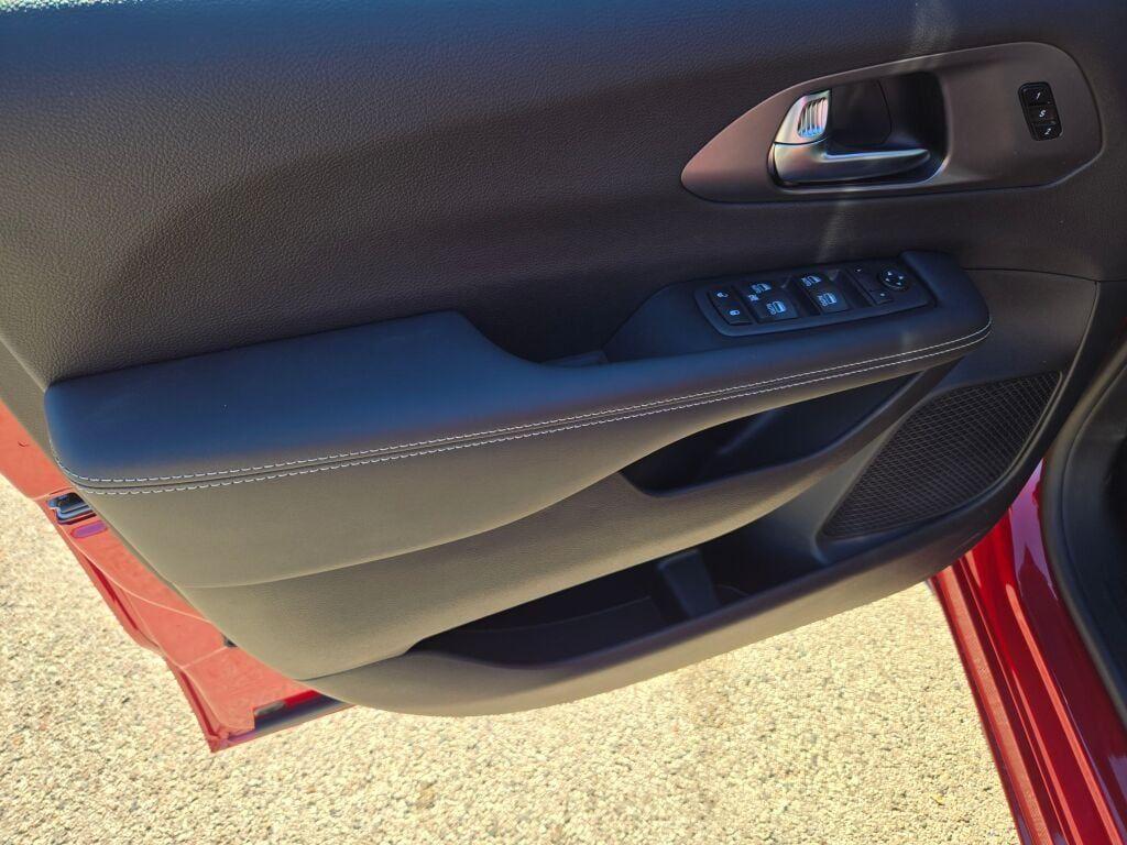 new 2026 Chrysler Pacifica car, priced at $46,155