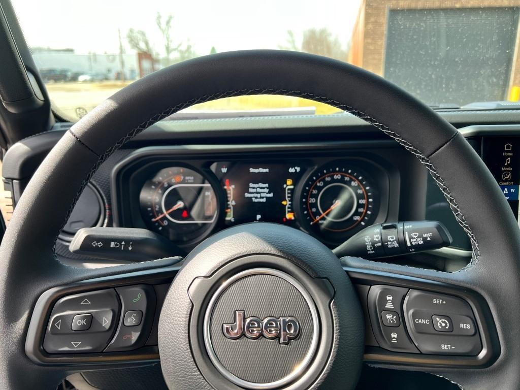 new 2025 Jeep Wrangler car, priced at $66,800