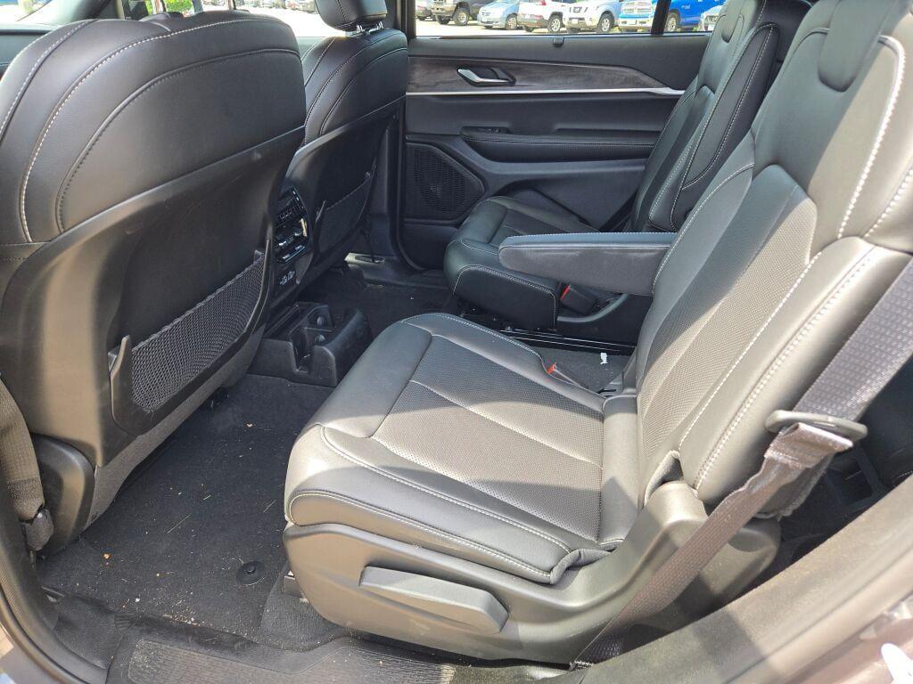 new 2025 Jeep Grand Cherokee L car, priced at $57,760
