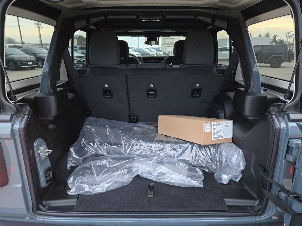 new 2025 Jeep Wrangler car, priced at $61,510