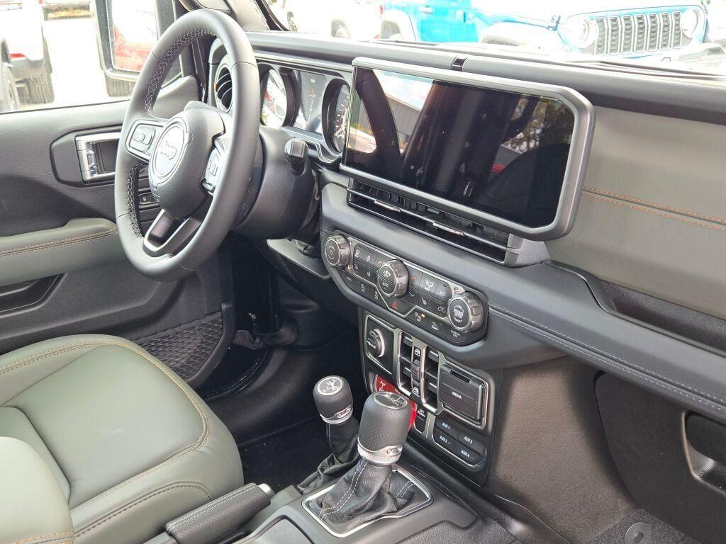 new 2025 Jeep Gladiator car, priced at $54,495