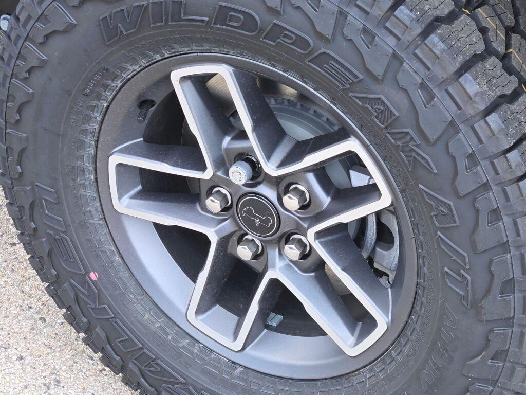 new 2025 Jeep Gladiator car, priced at $54,495