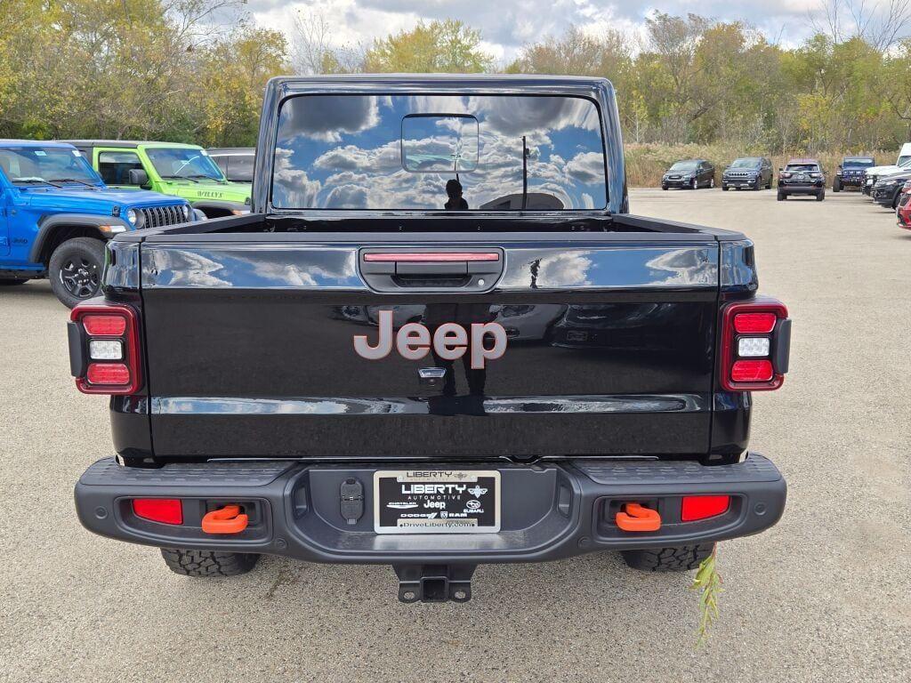 new 2025 Jeep Gladiator car, priced at $54,495