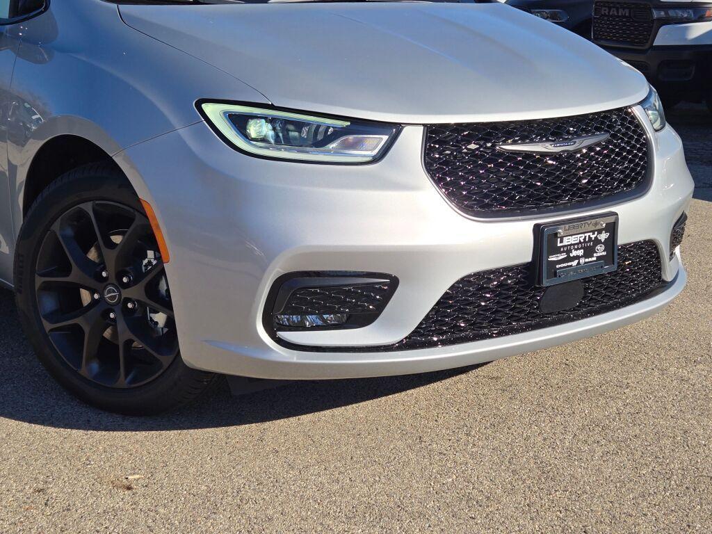 new 2026 Chrysler Pacifica car, priced at $50,750