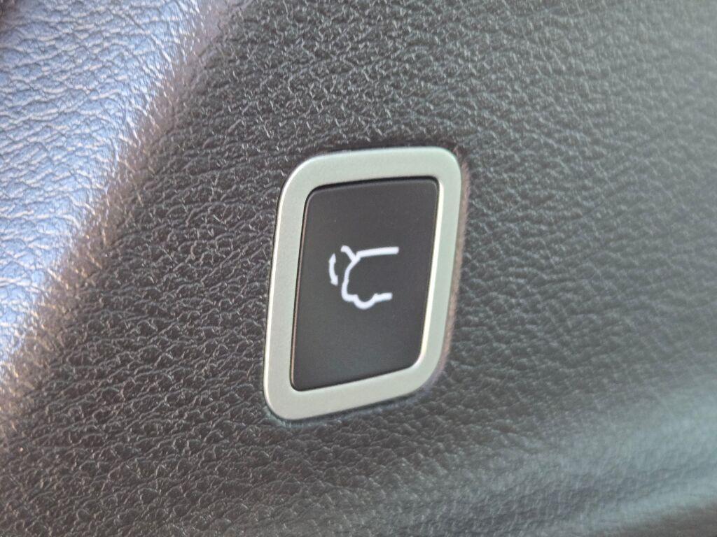 new 2026 Chrysler Pacifica car, priced at $50,750