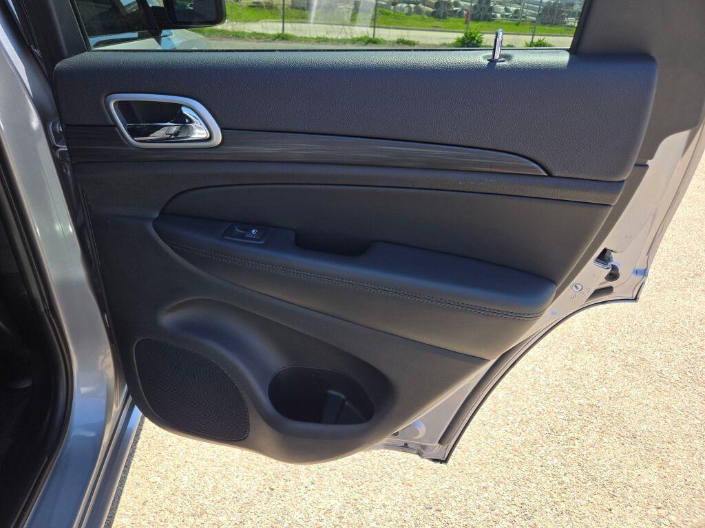 used 2019 Jeep Grand Cherokee car, priced at $17,682